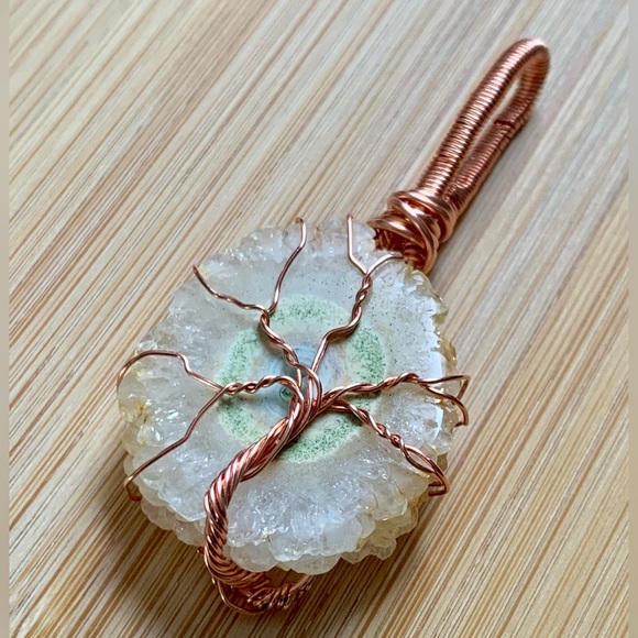 Solar Quartz Tree of Life Pendant-Handcrafted/NWT - Picture 7 of 7